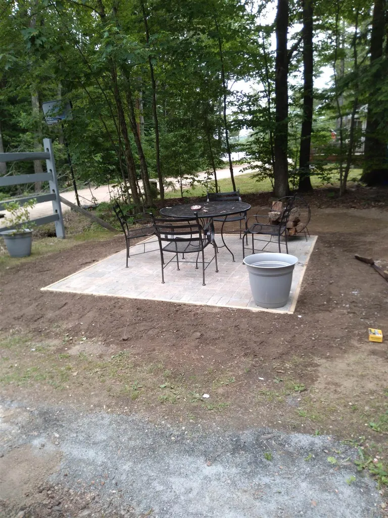 28 Karen Road Middleton NH 03887