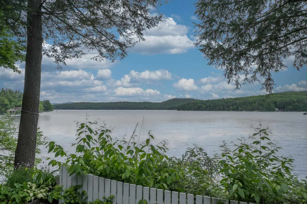 15 Nowicki Point Road Alton NH 03810