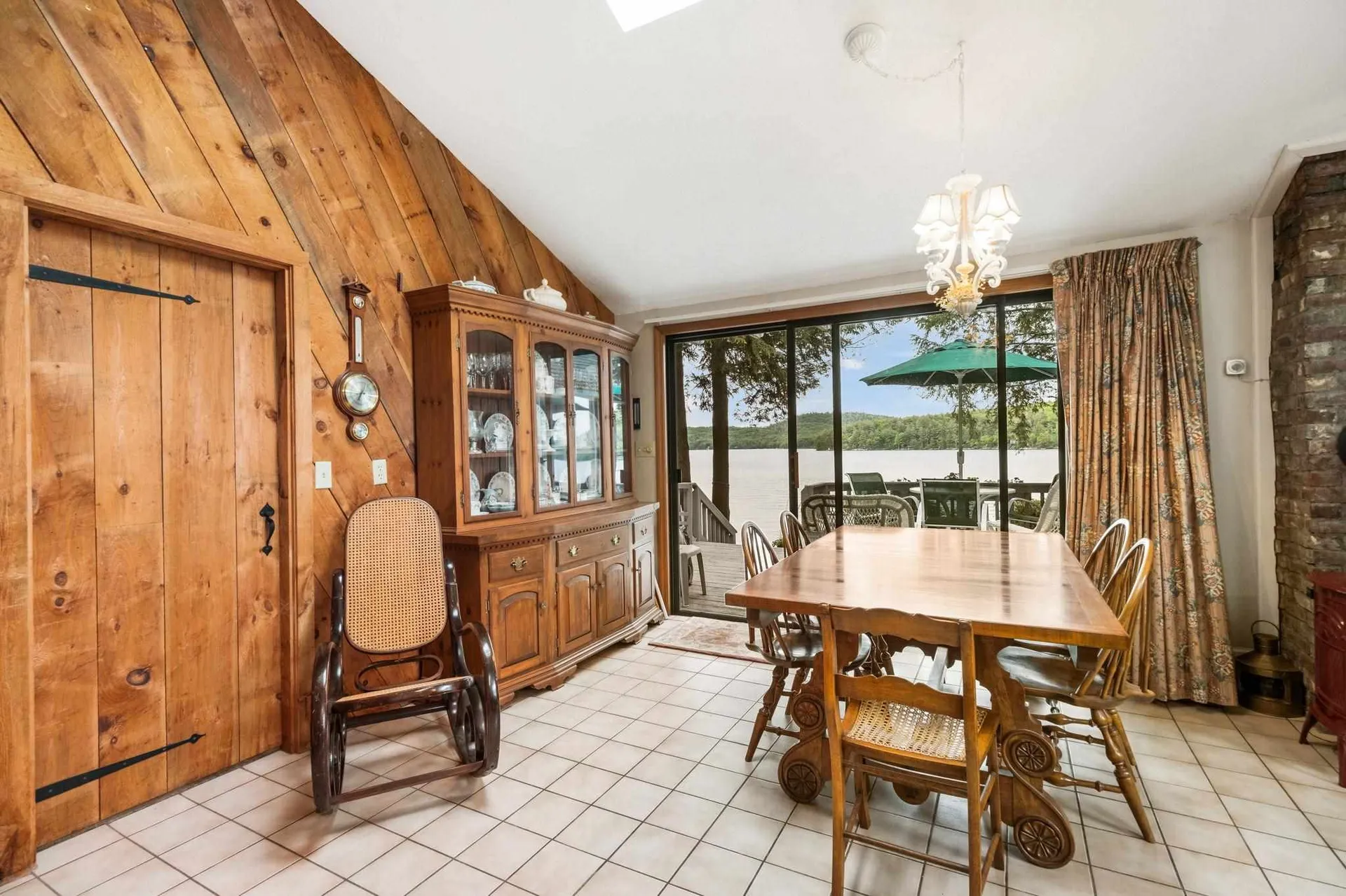 15 Nowicki Point Road Alton NH 03810