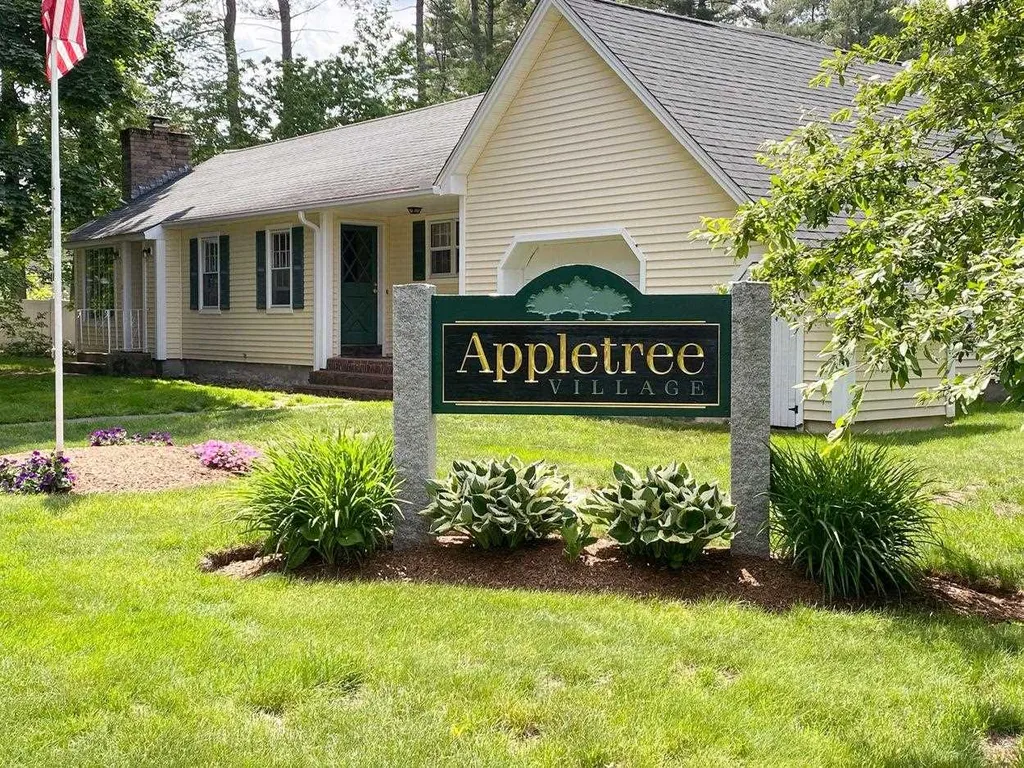 6 Appletree Village Lane Merrimack NH 03054