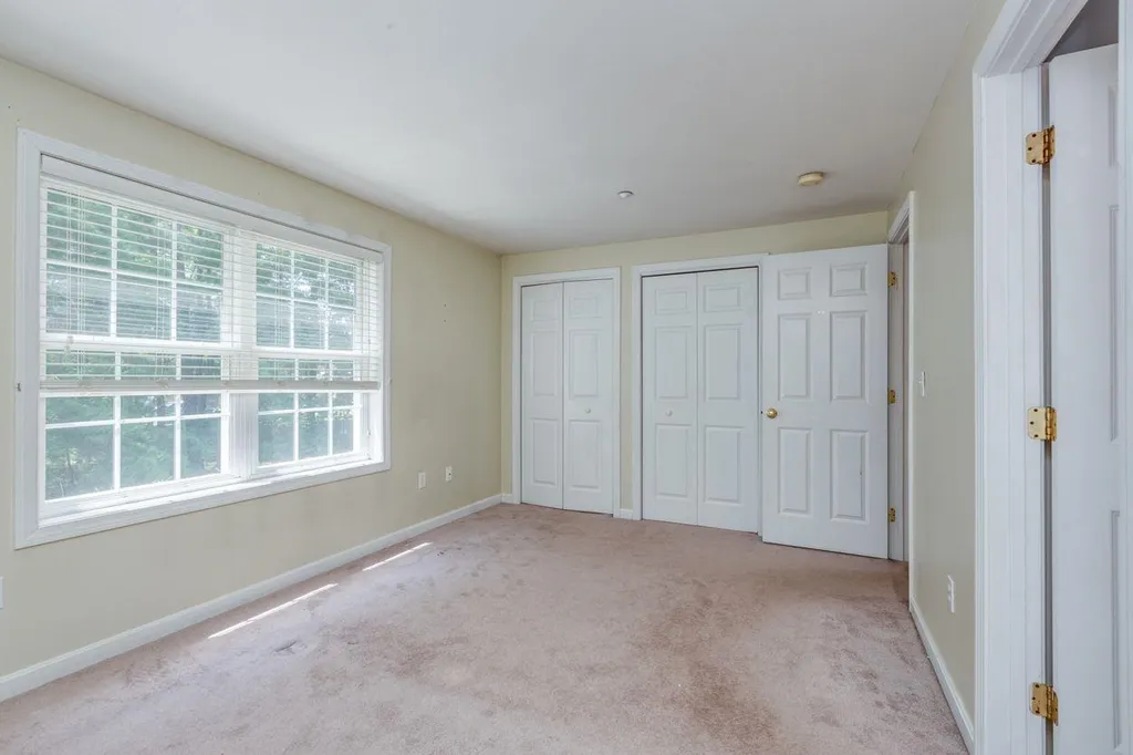6 Appletree Village Lane Merrimack NH 03054