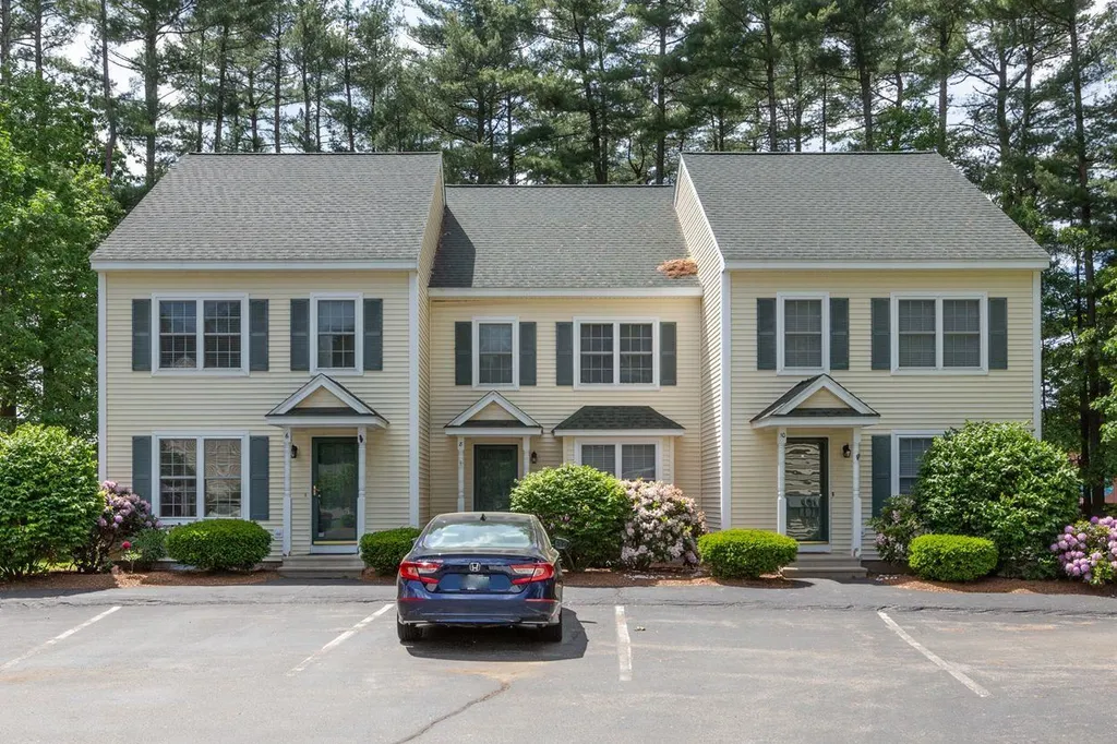 6 Appletree Village Lane Merrimack NH 03054