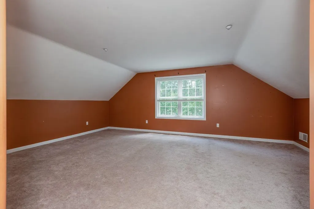 6 Appletree Village Lane Merrimack NH 03054