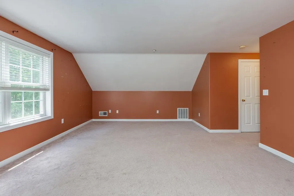 6 Appletree Village Lane Merrimack NH 03054