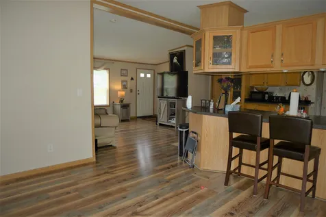 16 Darren Drive Raymond NH 03077