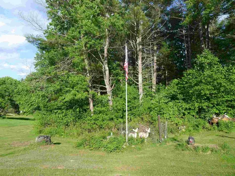 16 Darren Drive Raymond NH 03077