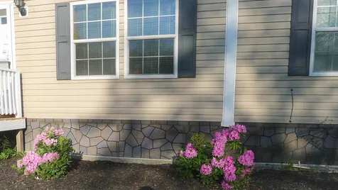 16 Darren Drive Raymond NH 03077