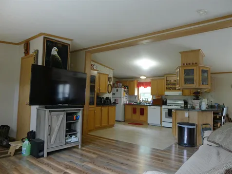 16 Darren Drive Raymond NH 03077