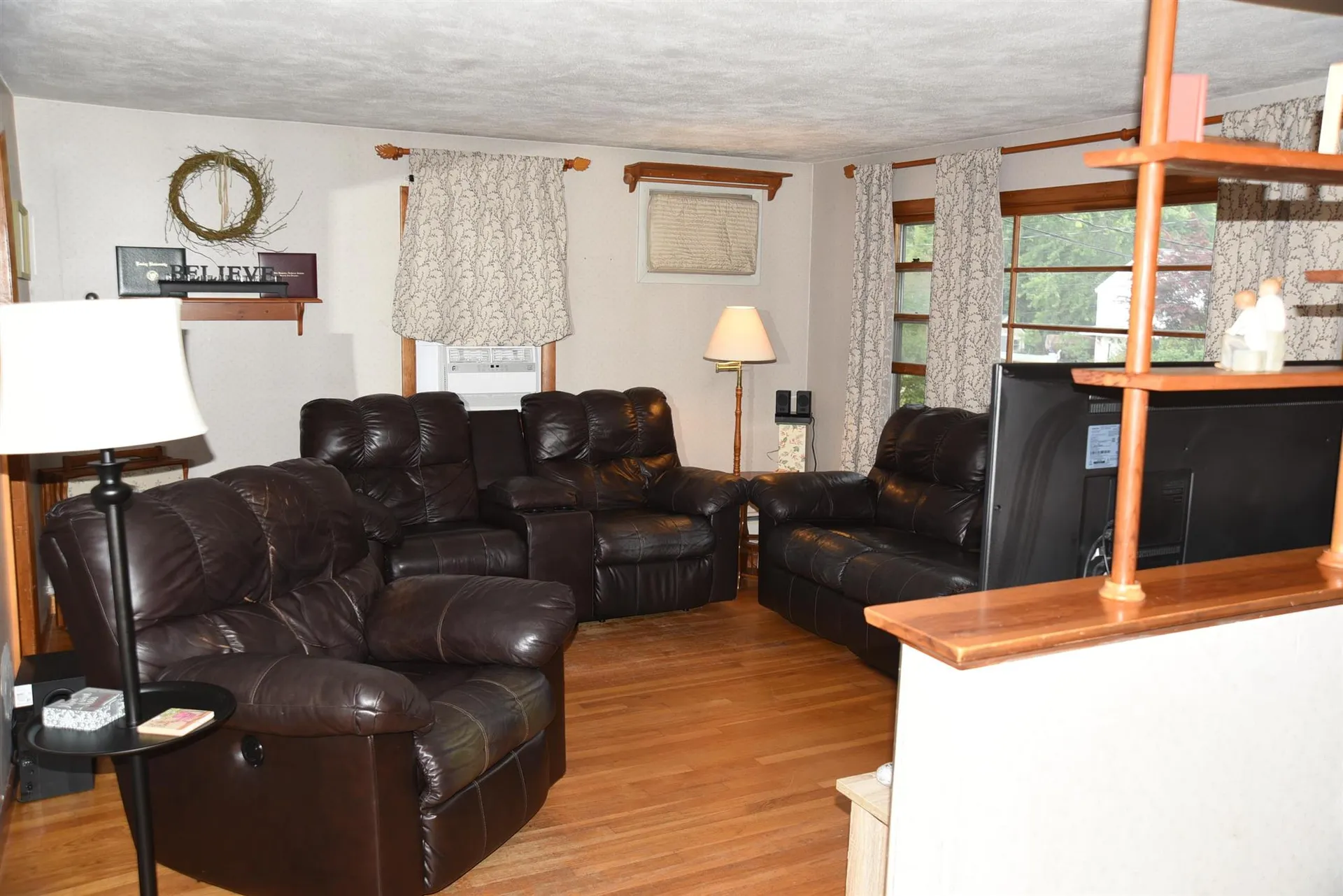 25 Crawford Avenue Exeter NH 03833