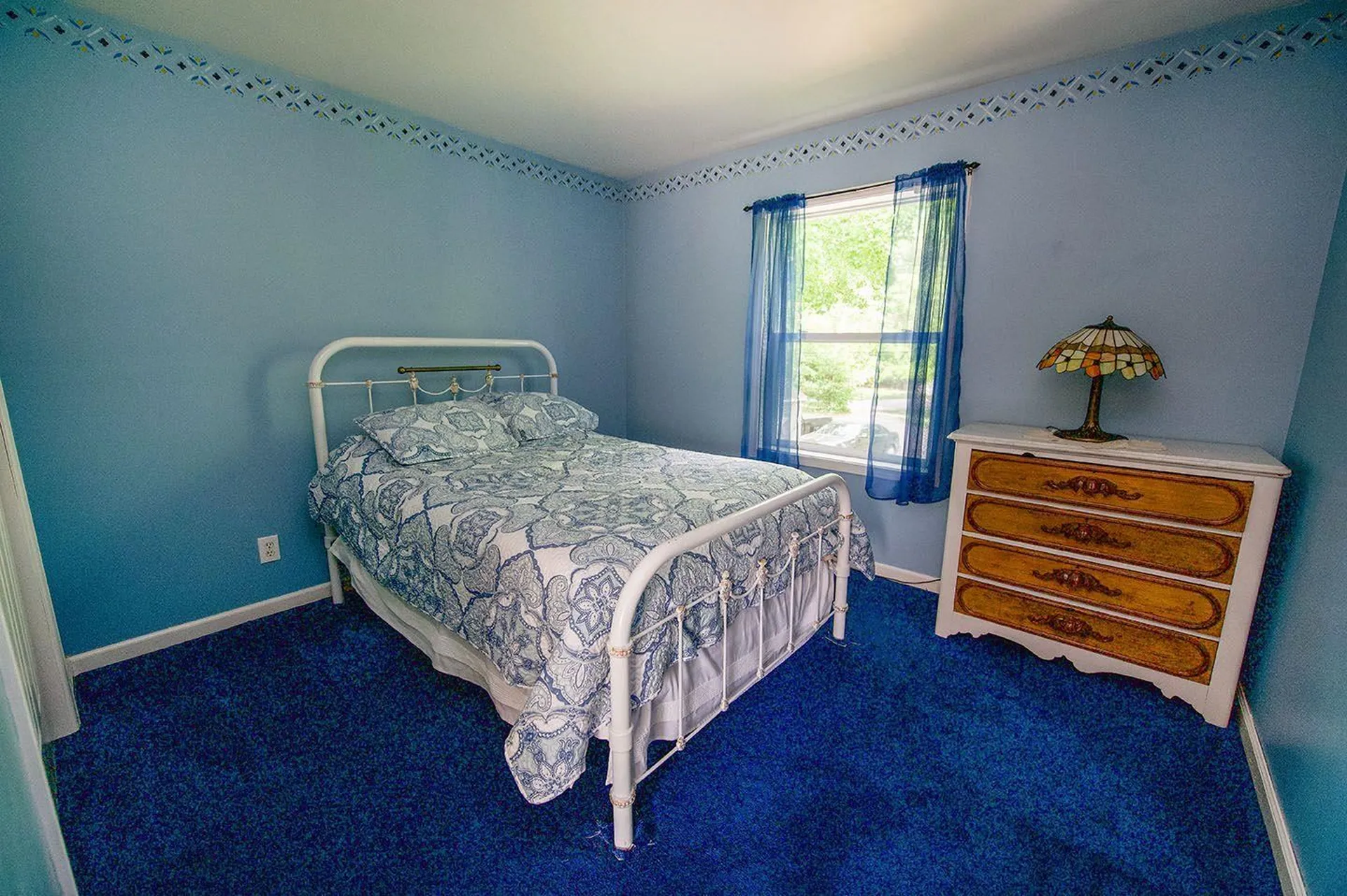 22 Dee Dee Drive Sandown NH 03873