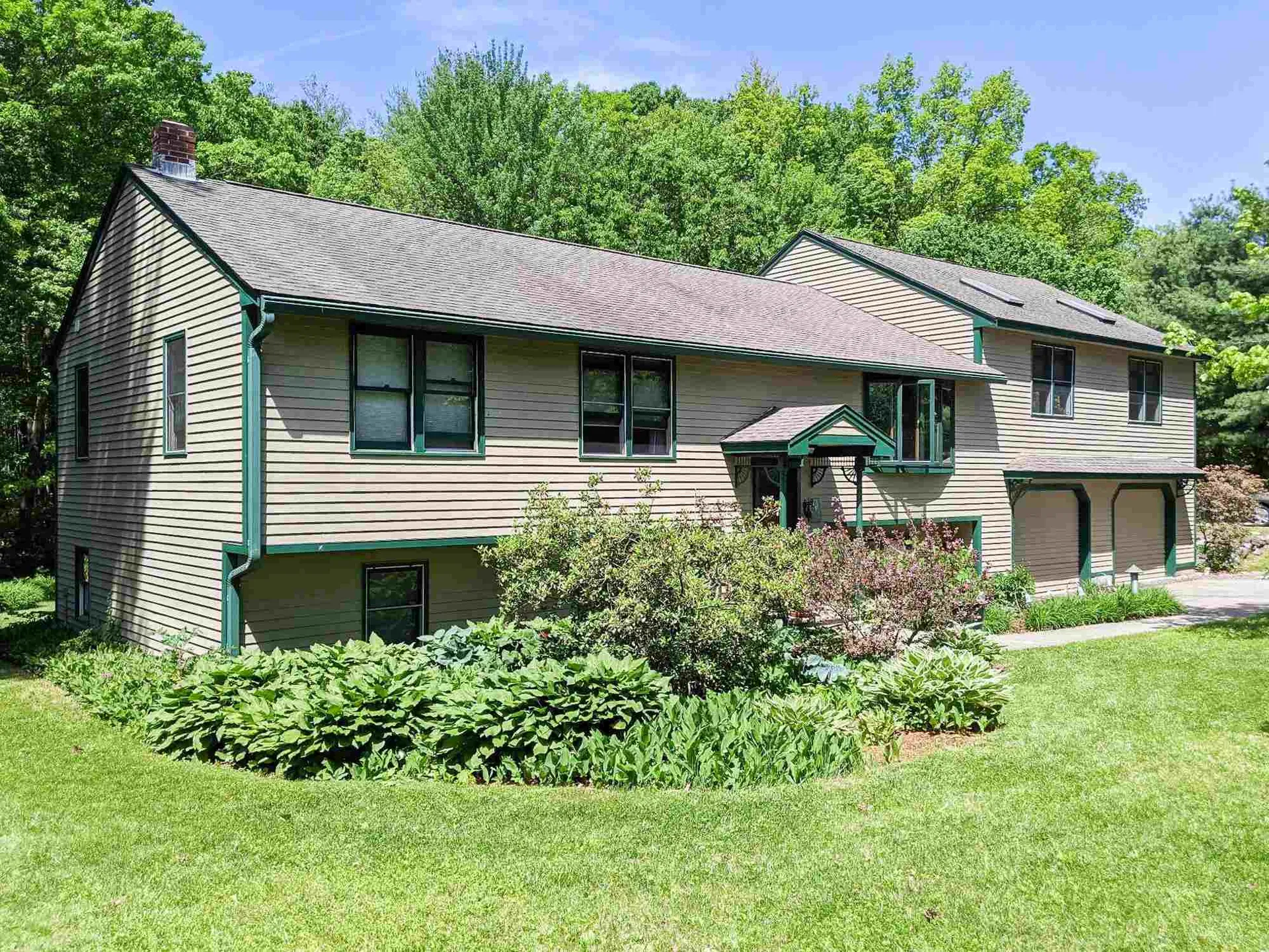 25 Edgewood Street Milford NH 03055