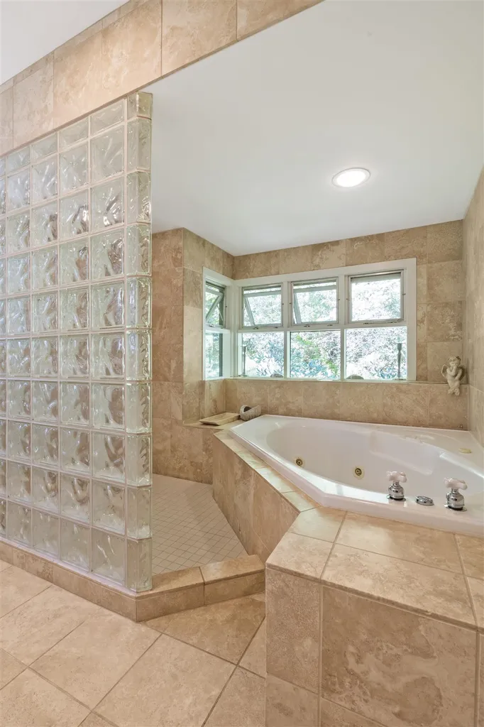 15 Meadow Lane Hanover NH 03755