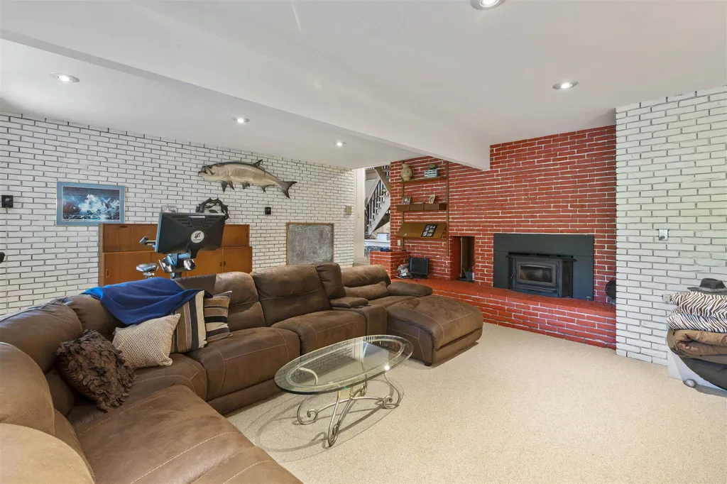 15 Meadow Lane Hanover NH 03755