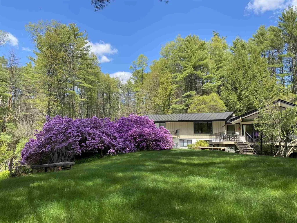 15 Meadow Lane Hanover NH 03755