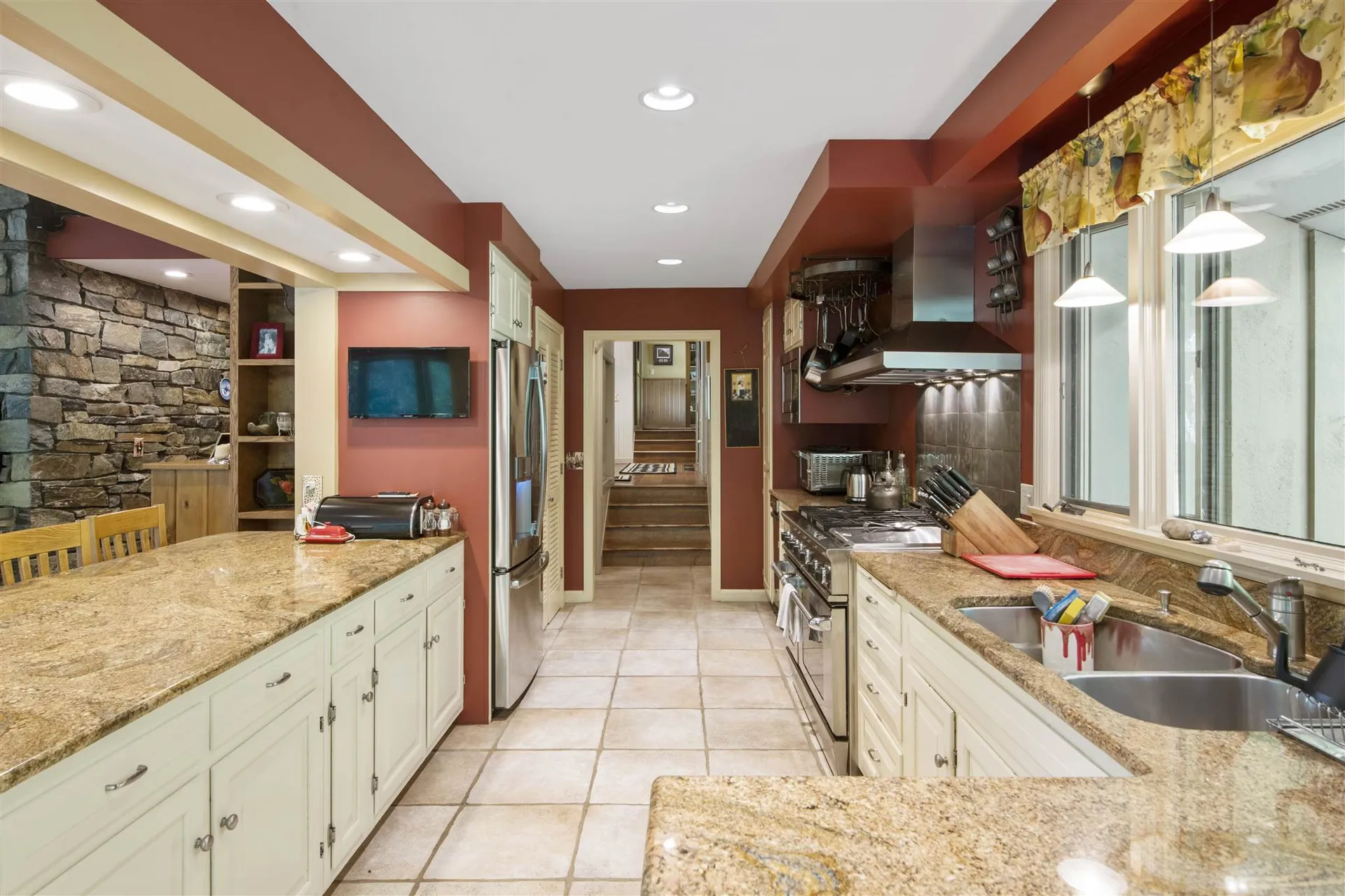 15 Meadow Lane Hanover NH 03755