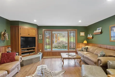 15 Meadow Lane Hanover NH 03755