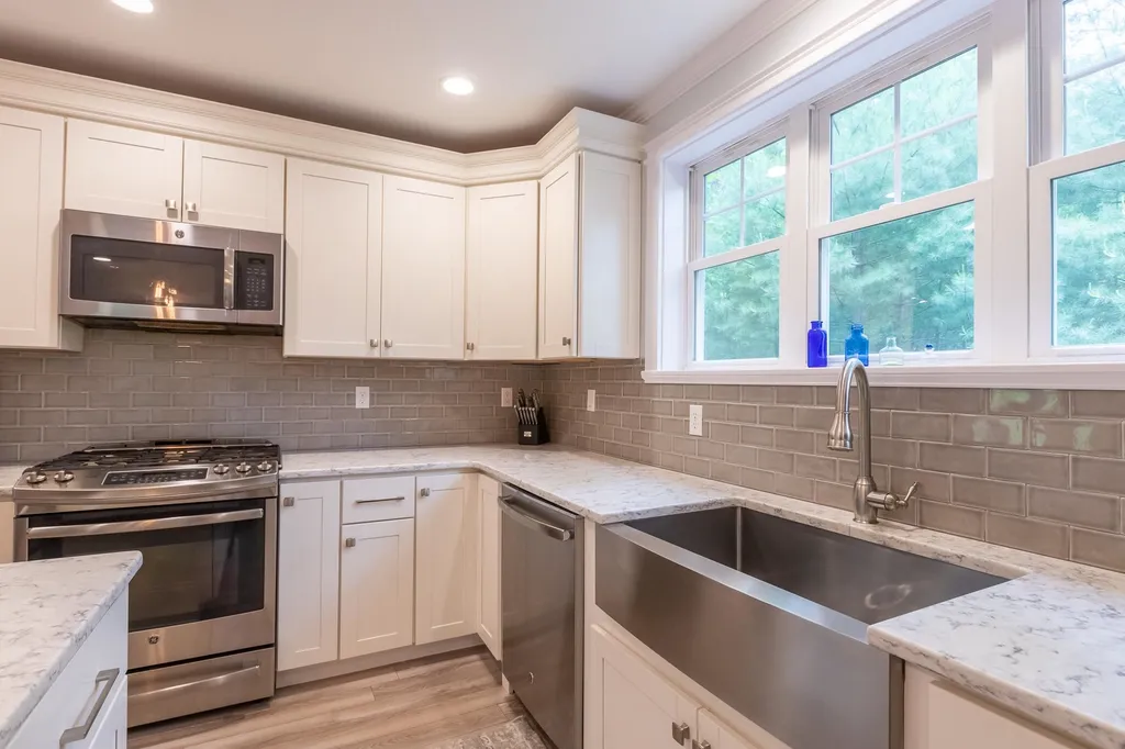 301 Mountain Road York ME 03902