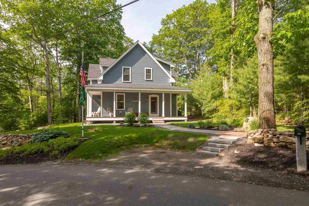 301 Mountain Road York ME 03902