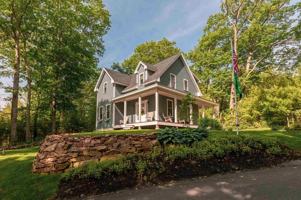 301 Mountain Road York ME 03902