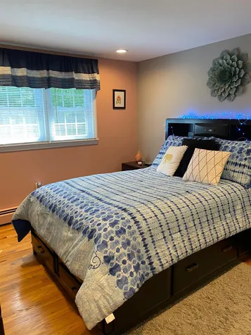 15 Woodbury Street Salem NH 03079