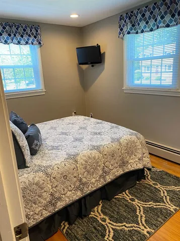 15 Woodbury Street Salem NH 03079