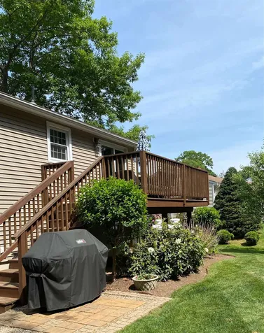 15 Woodbury Street Salem NH 03079