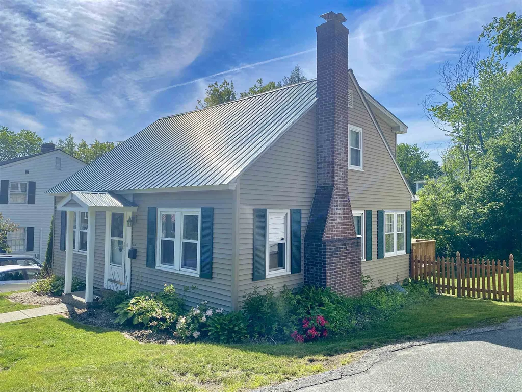 14 Hough Street Lebanon NH 03766