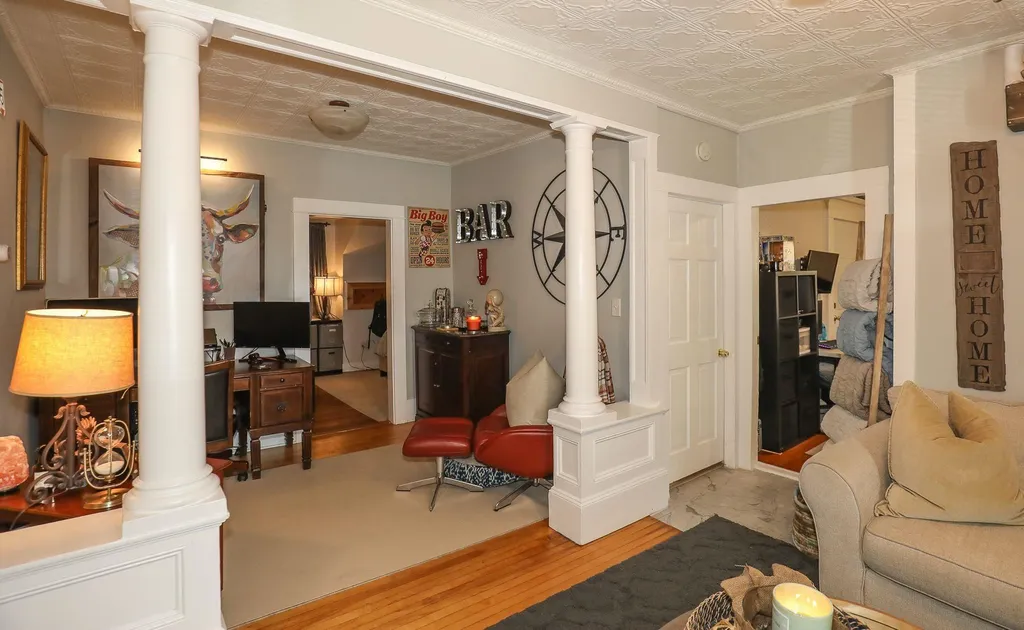 16 Ridge Street Nashua NH 03064