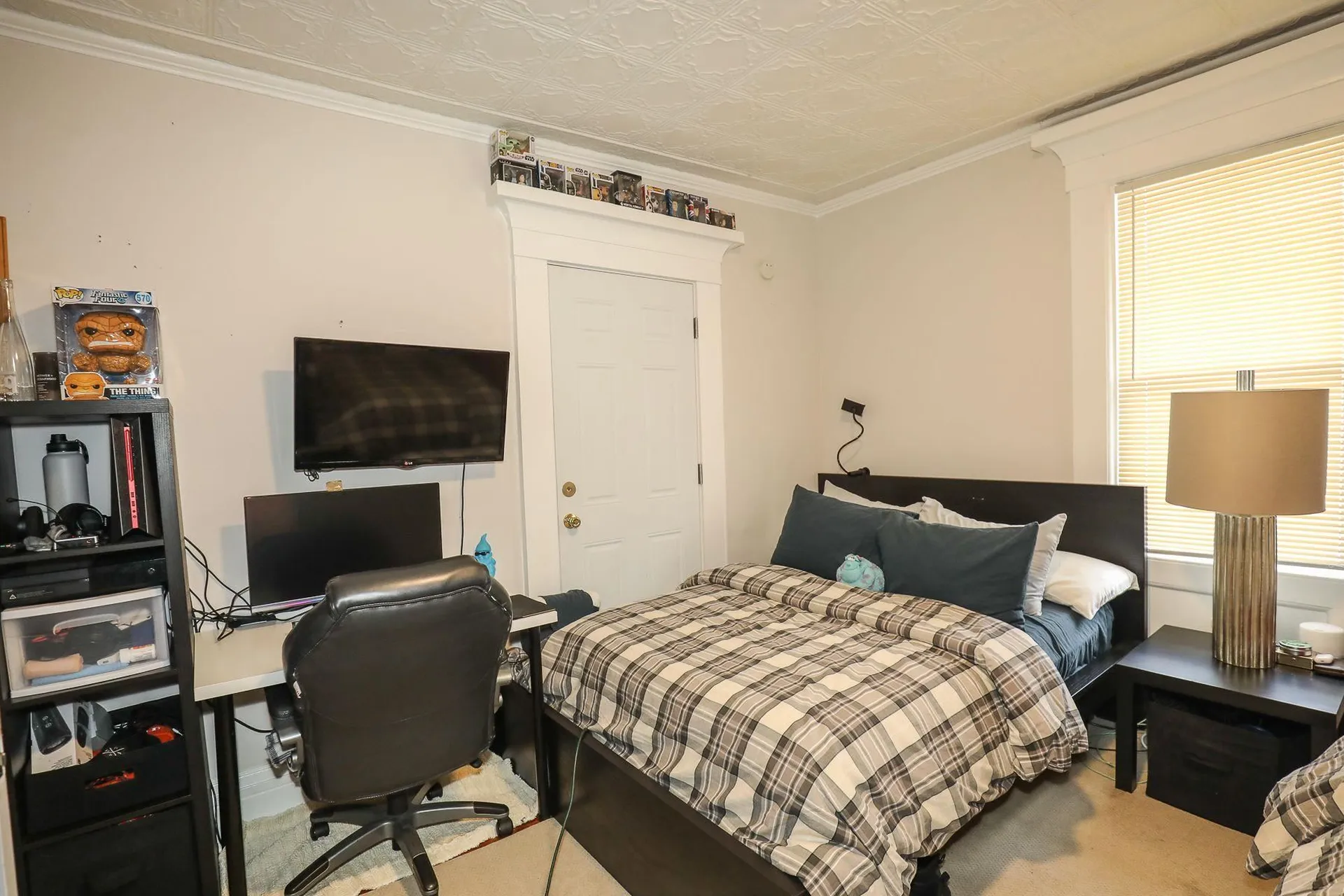 16 Ridge Street Nashua NH 03064