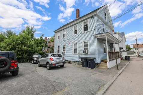 16 Ridge Street Nashua NH 03064