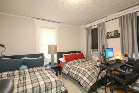 16 Ridge Street Nashua NH 03064