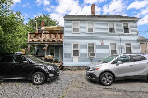 16 Ridge Street Nashua NH 03064