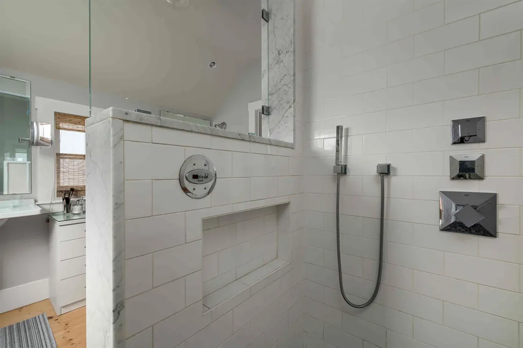 12 Sentry Hill Road York ME 03909