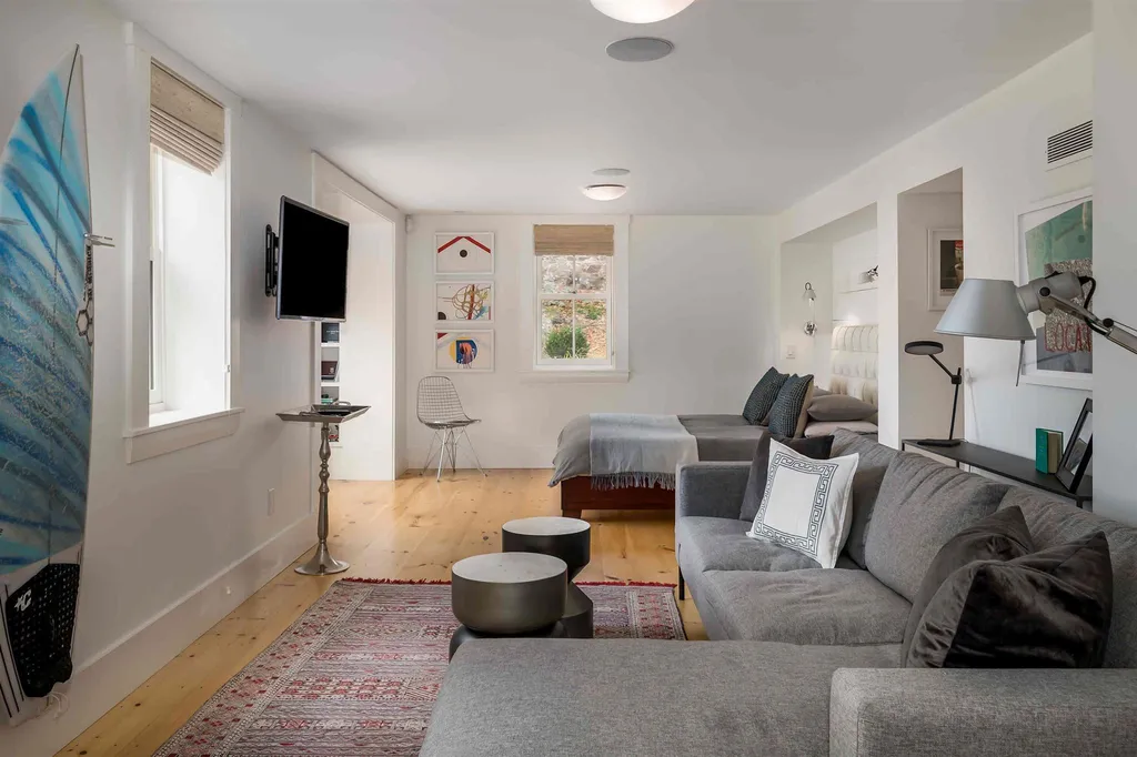 12 Sentry Hill Road York ME 03909