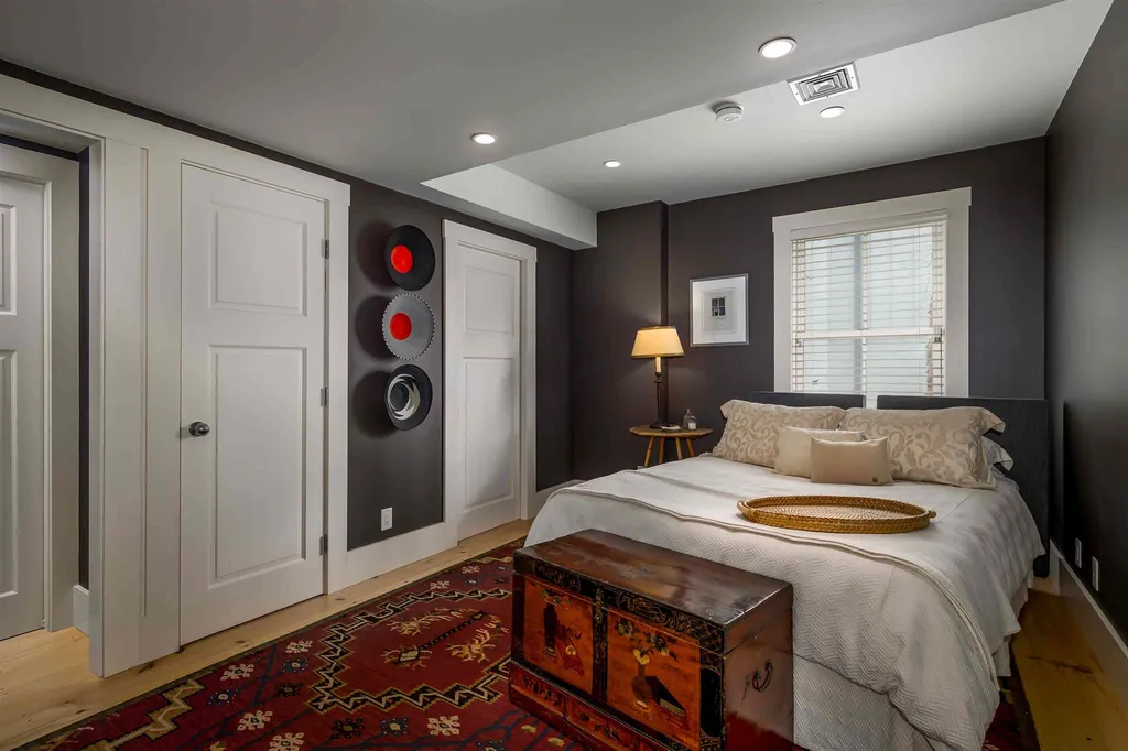 12 Sentry Hill Road York ME 03909