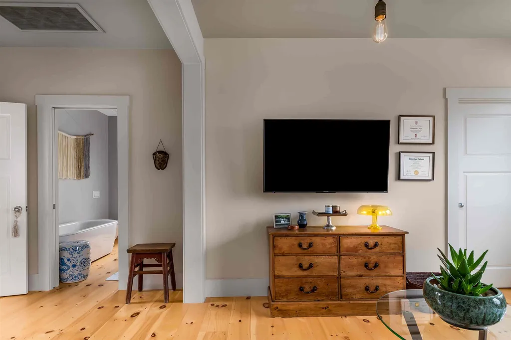 12 Sentry Hill Road York ME 03909