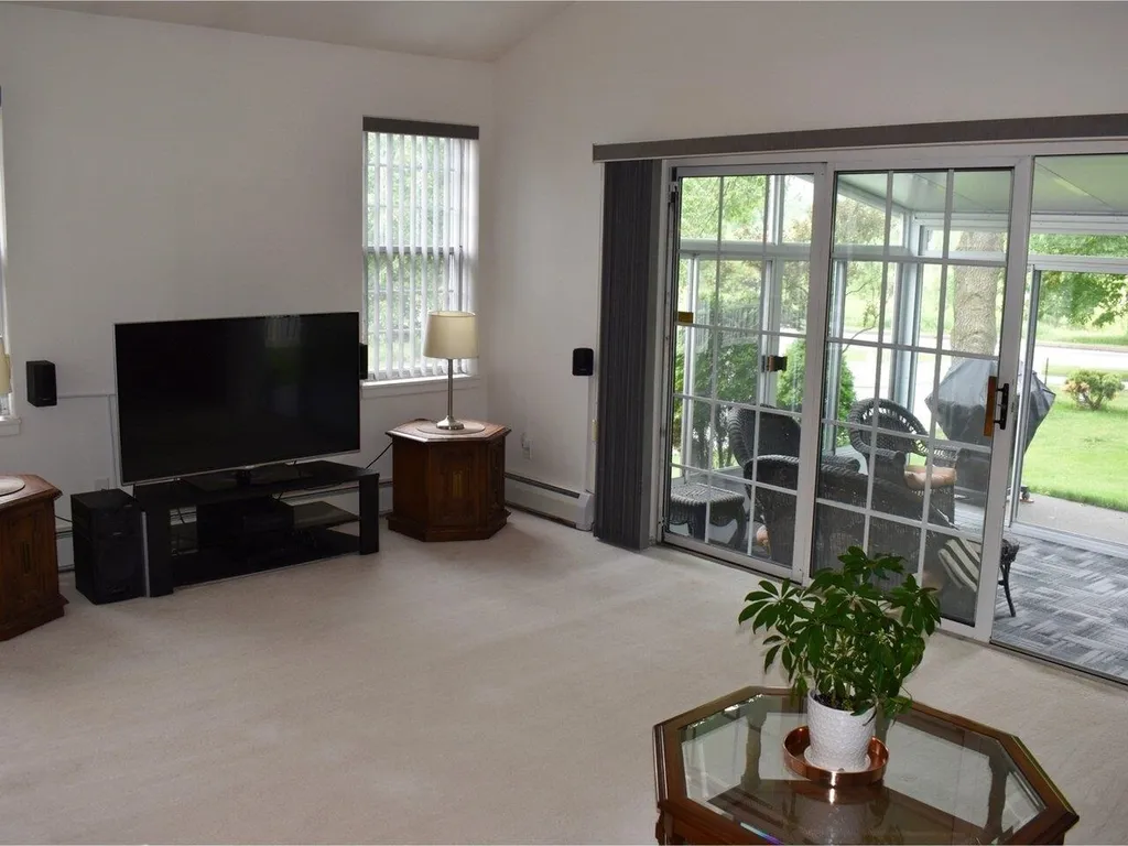 5 Iris Lane South Burlington VT 05403