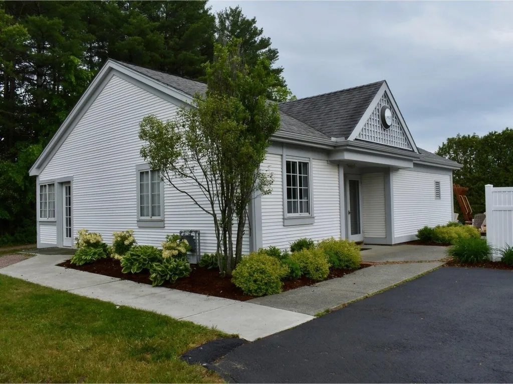 5 Iris Lane South Burlington VT 05403