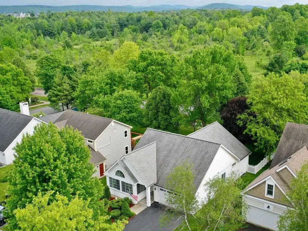 5 Iris Lane South Burlington VT 05403