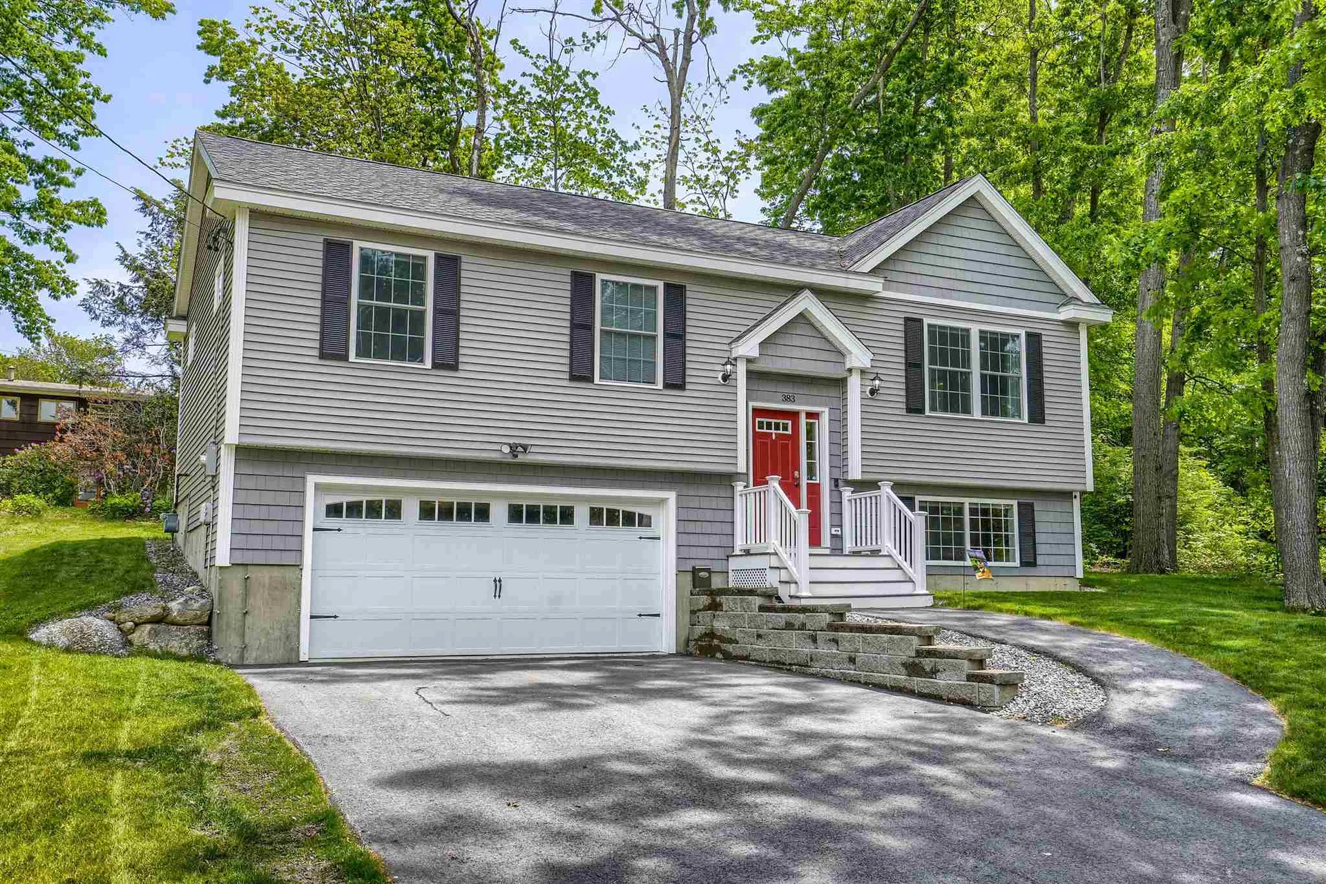 383 Pickering Street Manchester NH 03104