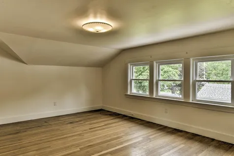 7 Blossom Street Keene NH 03431
