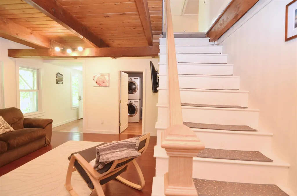 25 Hilltop Drive Newbury NH 03255