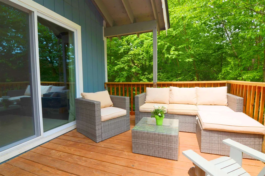 25 Hilltop Drive Newbury NH 03255