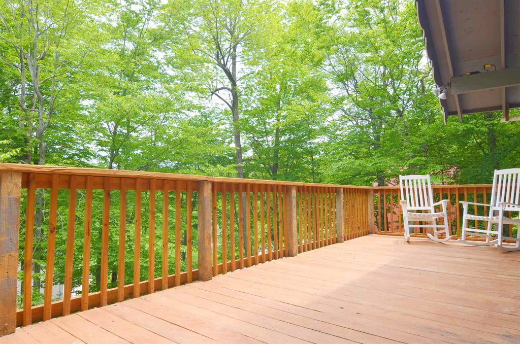 25 Hilltop Drive Newbury NH 03255