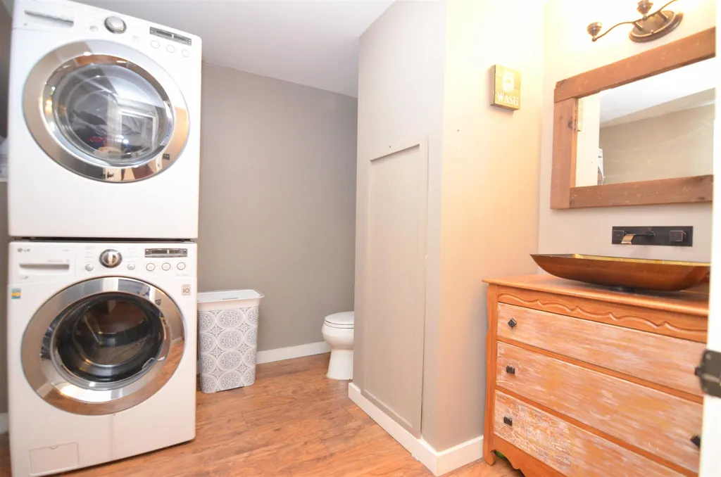 25 Hilltop Drive Newbury NH 03255