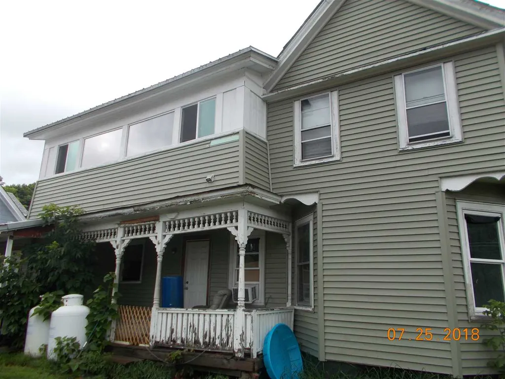 143 Pleasant Street Claremont NH 03743