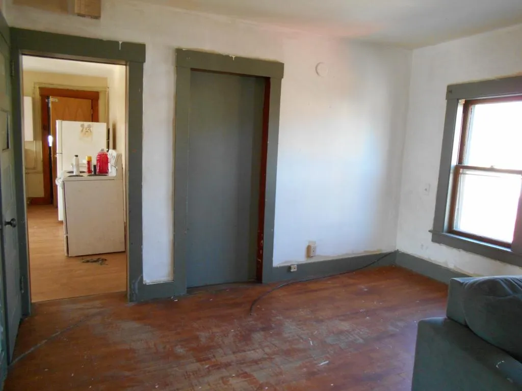 143 Pleasant Street Claremont NH 03743