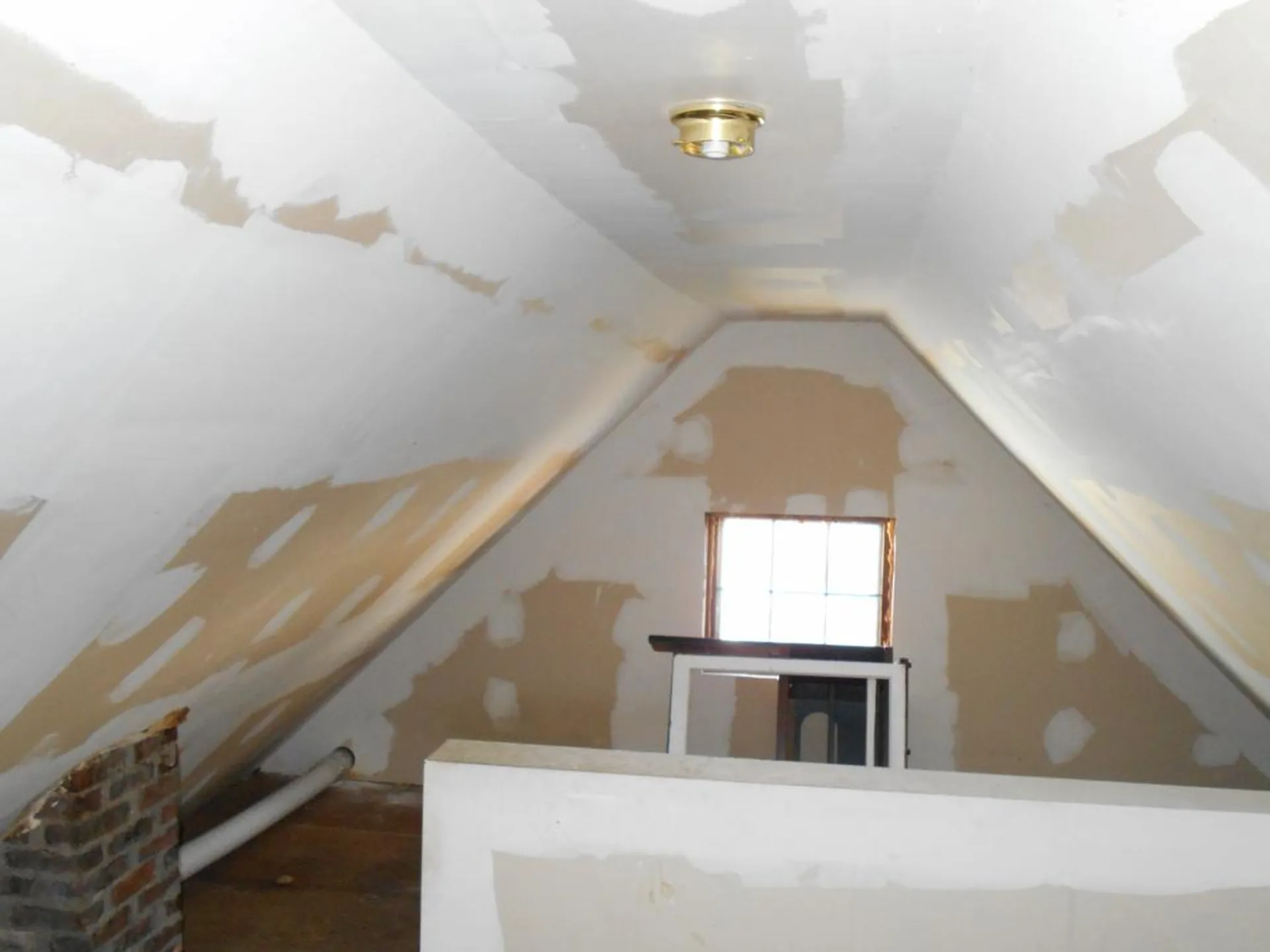 143 Pleasant Street Claremont NH 03743