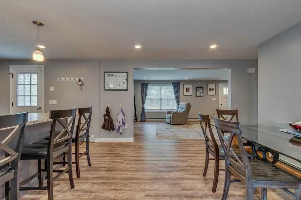 3 Clark Avenue Loudon NH 03307