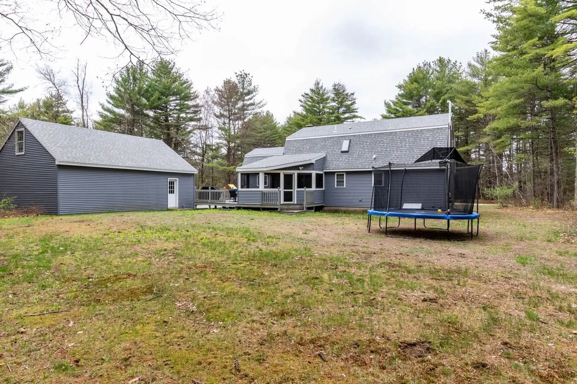 3 Clark Avenue Loudon NH 03307